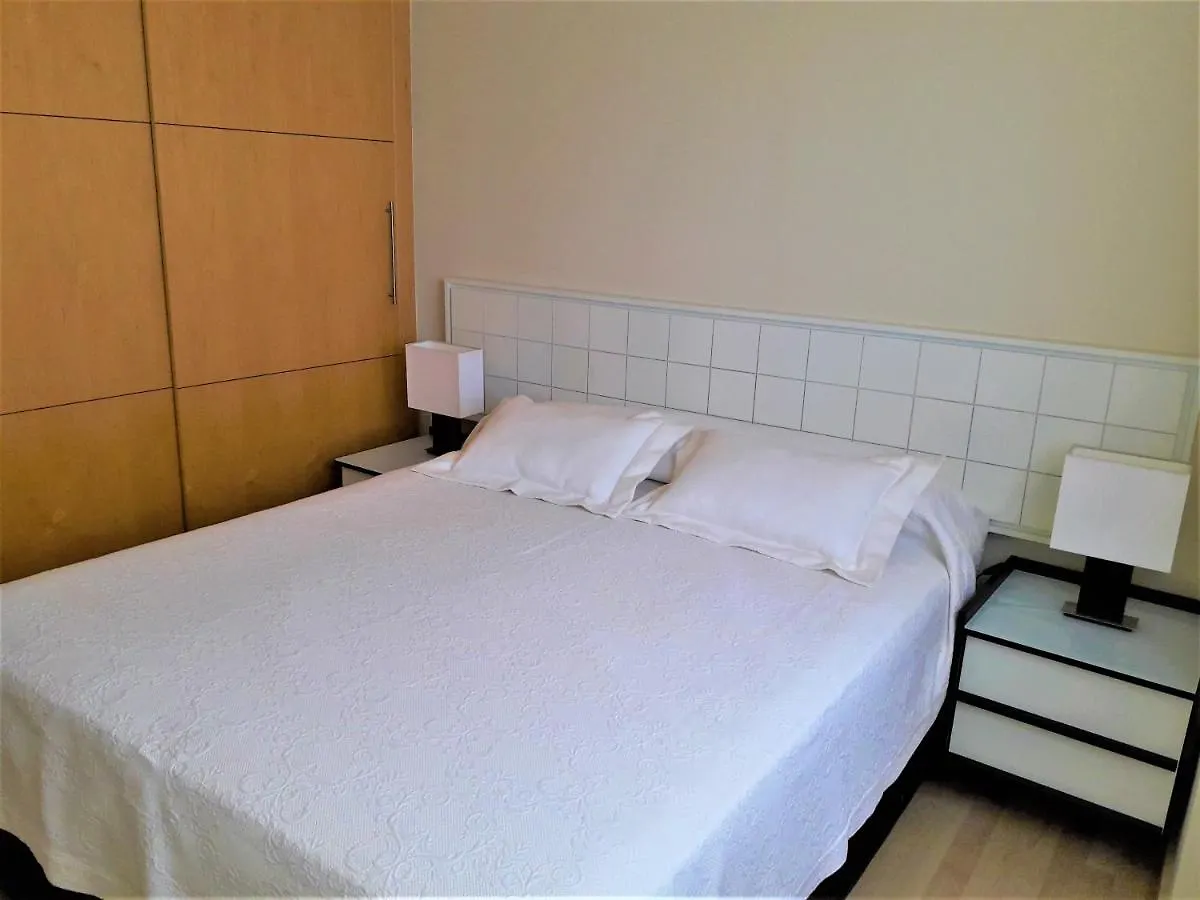 Apartamento Atico Mirador Paseo Antonio Banderas primera linea de playa y piscina Málaga